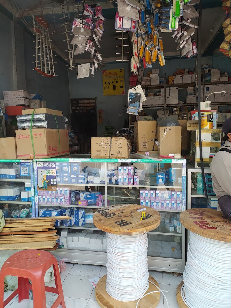 Menerangi Hari: Toko Lampu & Service Lampu di Cilacap yang Tak Pernah Padam
